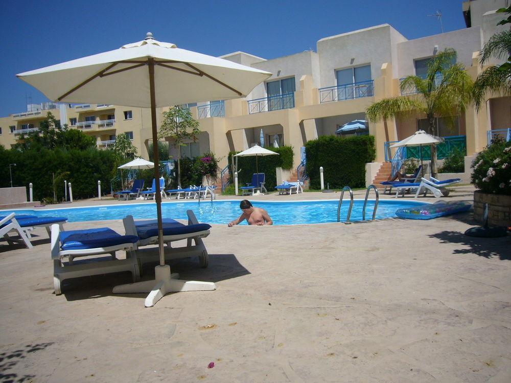 Апартаменты Blue Oasis Gardens Лимасол Экстерьер фото